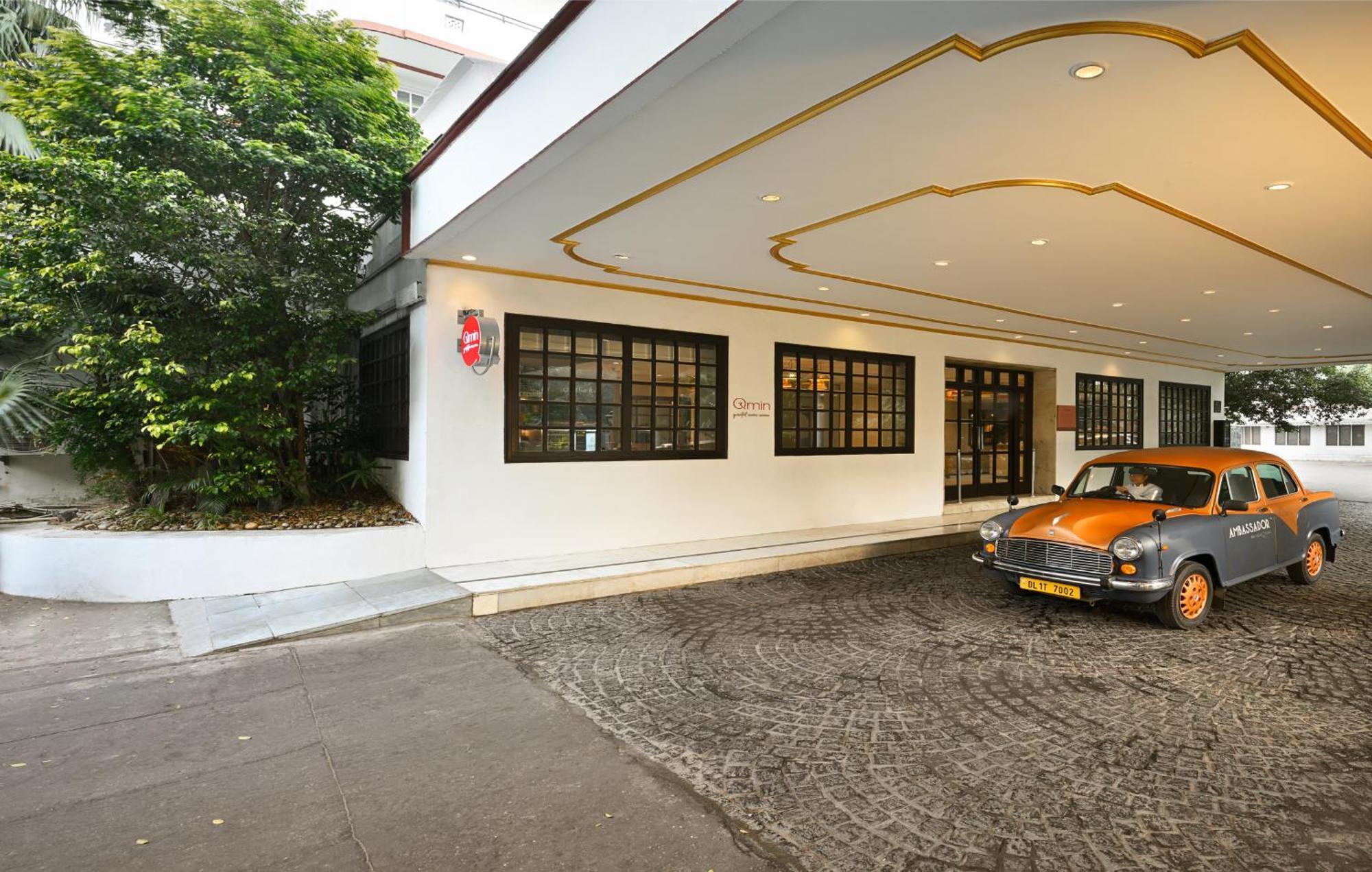 Hotel Ambassador, New Delhi - Ihcl Seleqtions Extérieur photo The entrance of the Swiss Embassy in Kuala Lumpur
