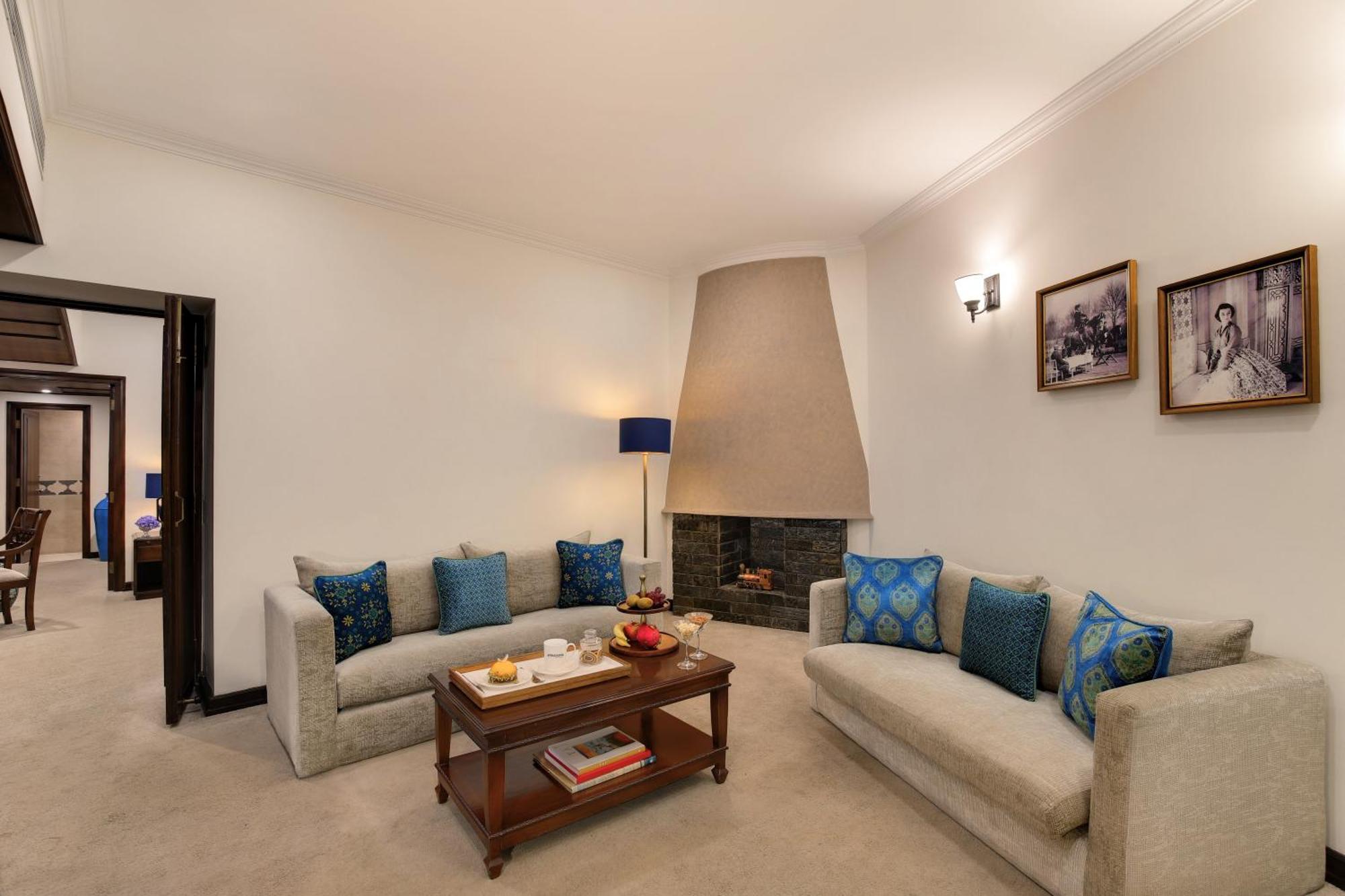 Hotel Ambassador, New Delhi - Ihcl Seleqtions Extérieur photo A living room